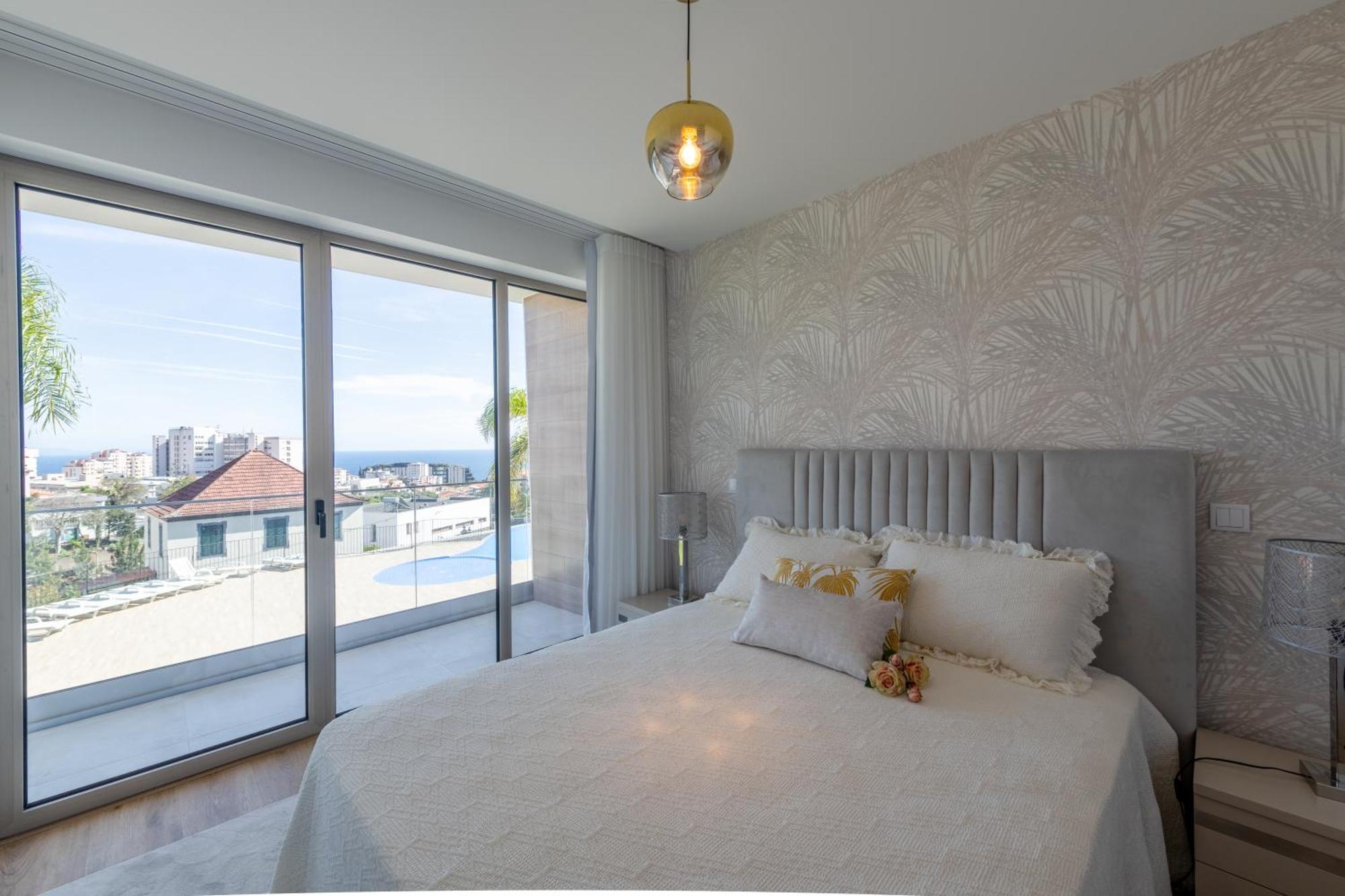 The Queen Apartment ฟุงชาล ภายนอก รูปภาพ